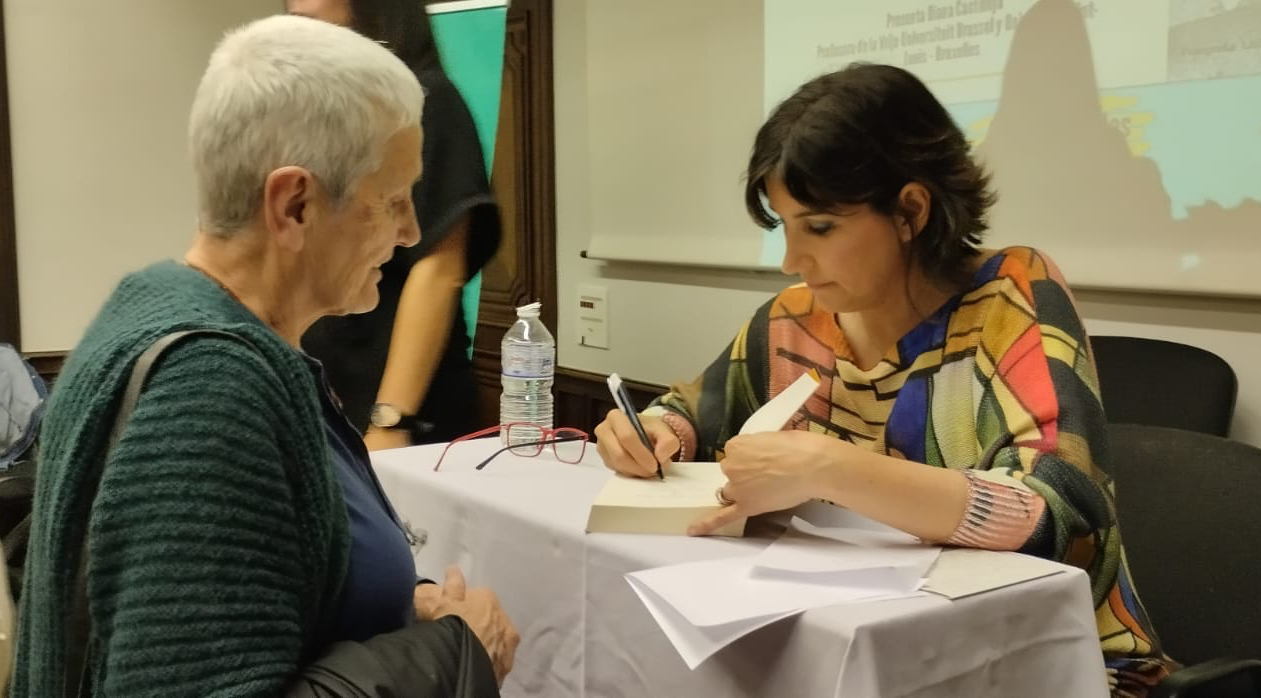 La mesa herida: Laura Martínez-Belli imaginó un thriller histórico con la obra de Frida Kahlo