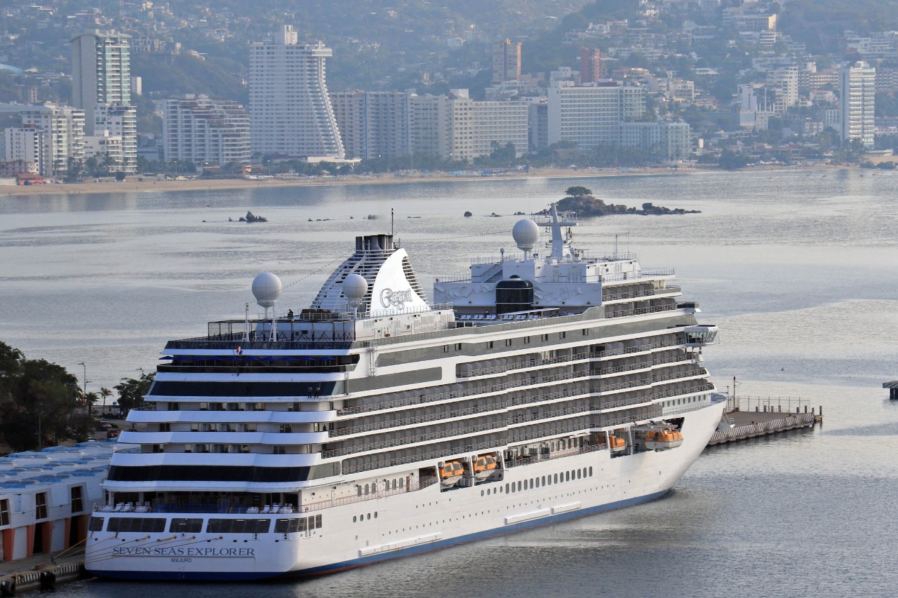 Cancelan por Otis: Acapulco se queda sin 10 cruceros