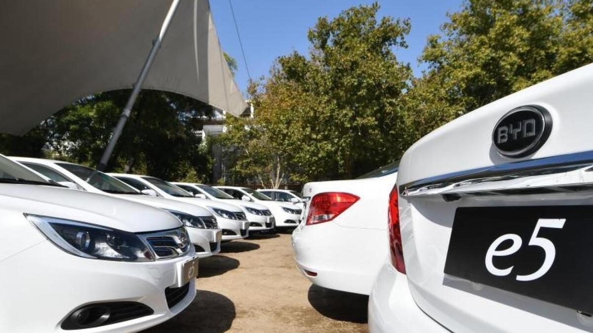 Brasil aplica impuestos a la importación de vehículos eléctricos para modernizar su industria