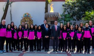 Este es el equipo femenil de hockey sobre hielo de México para los Juegos Olímpicos de Invierno de la Juventud
