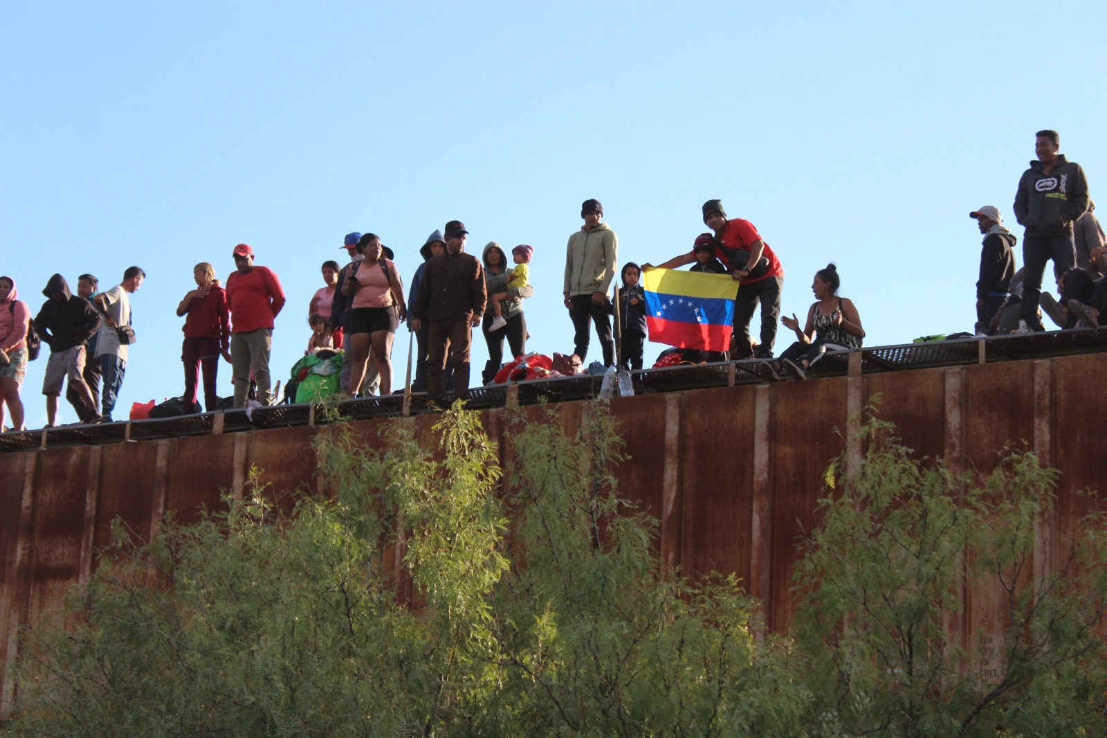Autoridades del estado de Chihuahua  prevén pronta solución a la crisis migratoria en la frontera
