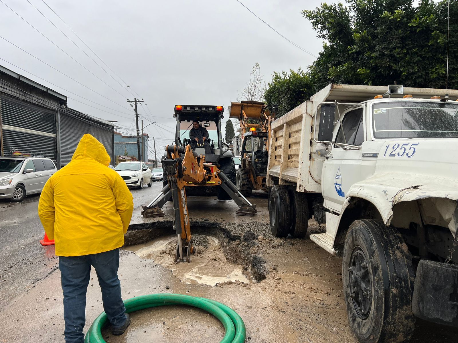 Pachuca se queda sin agua por reparación de tuberías y fugas