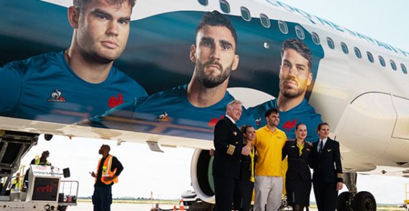 La aerolínea Vueling lleva a los cielos el rugby