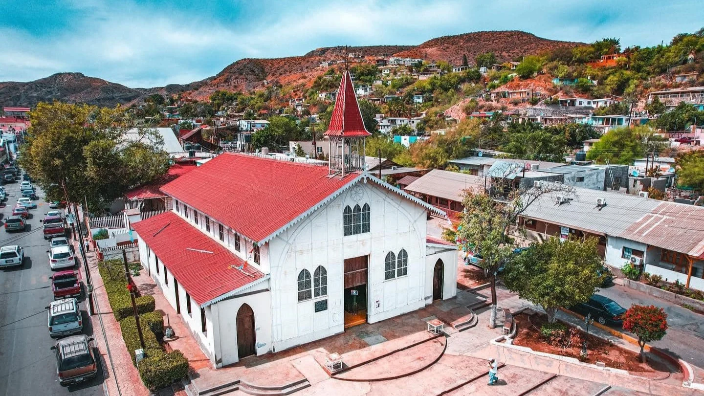 Santa Bárbara: La iglesia de hierro que cruzó el mar