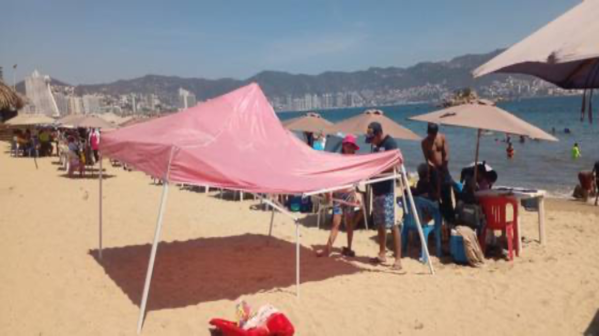 Pese a la prohibición, llegan los primeros huéspedes del hotel "Camarena" en Acapulco