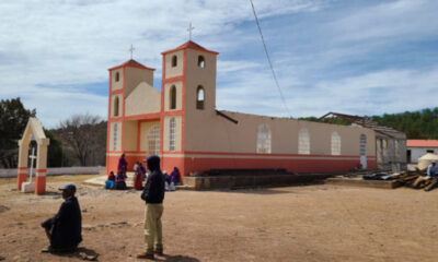 Reconstruyen iglesia en Guachochi (Chihuahua) destruida a tiros por el narco